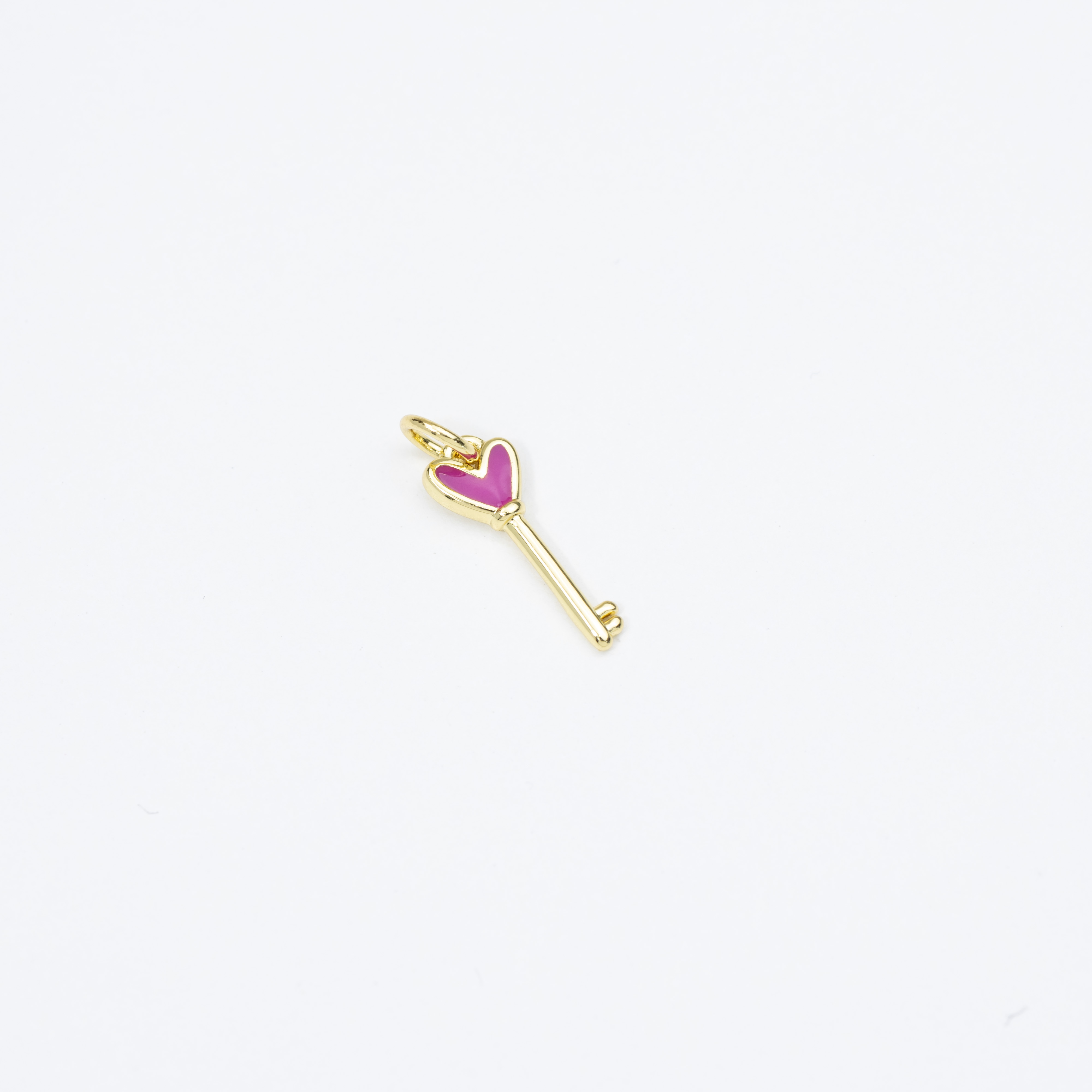 19335 fuchsia Heart Key Charm